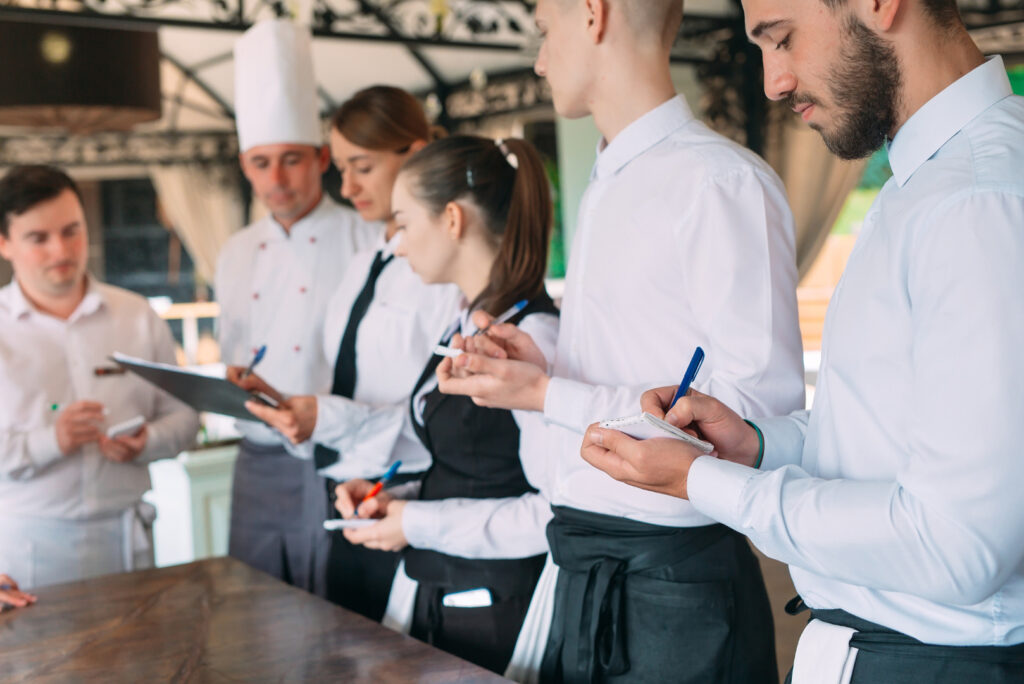 Centralizing Restaurant Operations with Integrated Recipe Costing Software